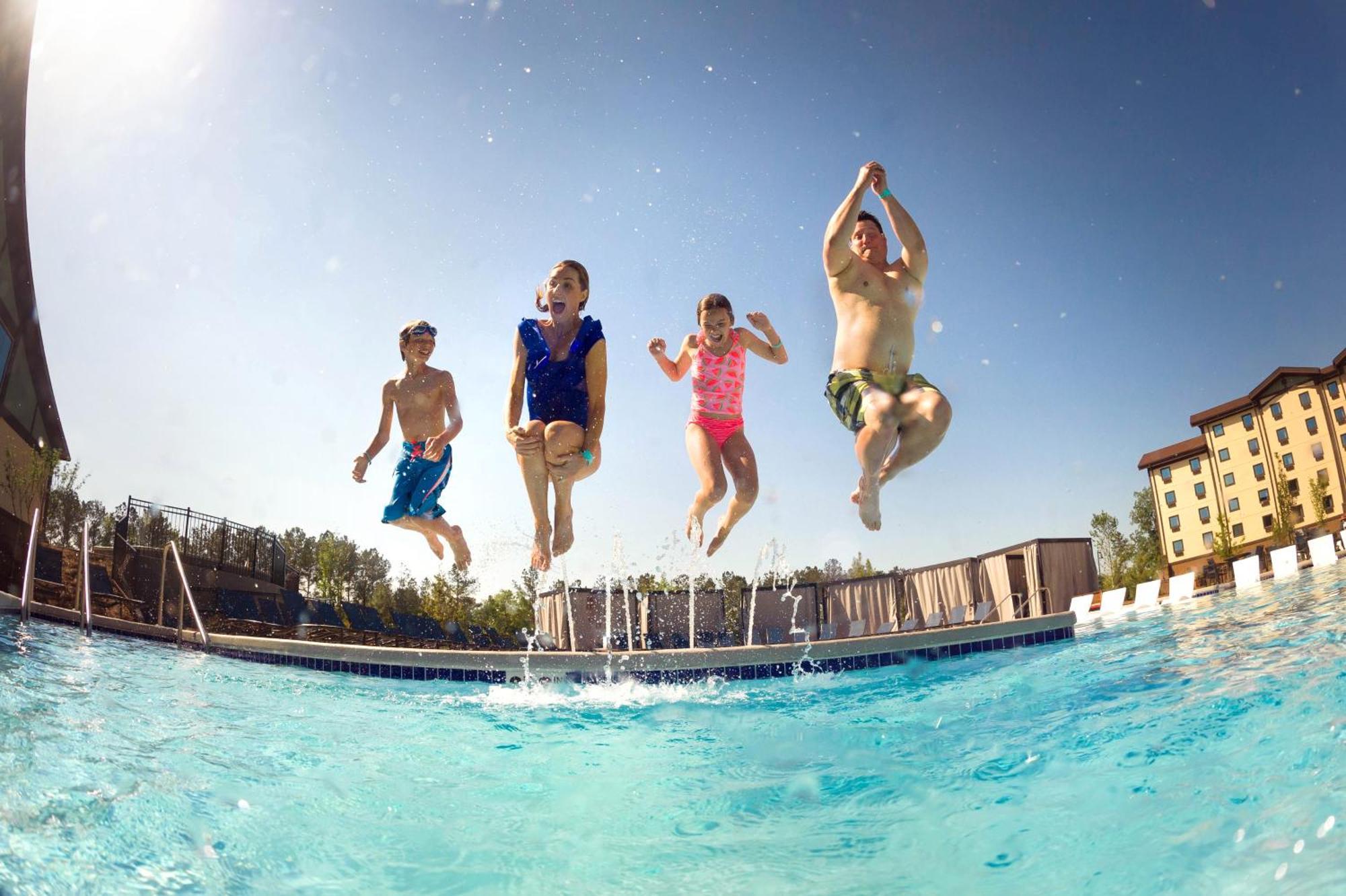 Great Wolf Lodge Kansas City Bonner Springs Exterior photo